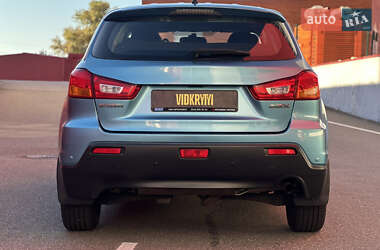 Внедорожник / Кроссовер Mitsubishi ASX 2010 в 