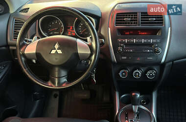 Внедорожник / Кроссовер Mitsubishi ASX 2010 в 