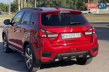 Внедорожник / Кроссовер Mitsubishi ASX 2022 в 
