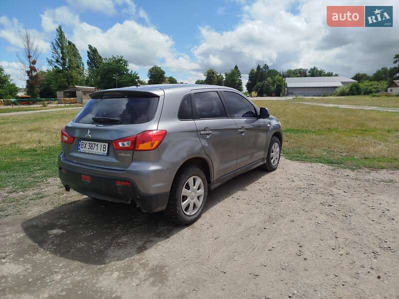 Внедорожник / Кроссовер Mitsubishi ASX 2012 в Новой Ушице