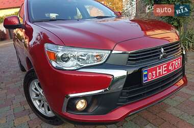 Внедорожник / Кроссовер Mitsubishi ASX 2017 в 