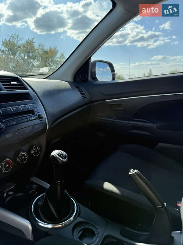 Позашляховик / Кросовер Mitsubishi ASX 2012 в Харкові