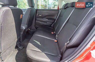 Внедорожник / Кроссовер Mitsubishi ASX 2014 в 