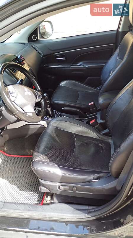 Внедорожник / Кроссовер Mitsubishi ASX 2010 в Киеве