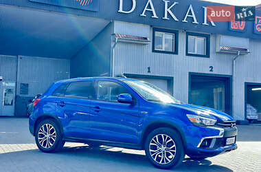 Внедорожник / Кроссовер Mitsubishi ASX 2018 в 
