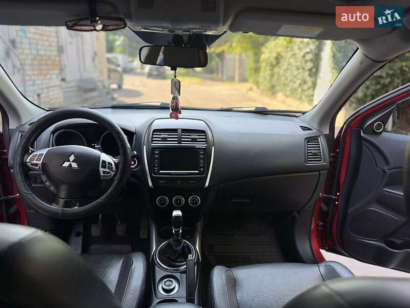 Внедорожник / Кроссовер Mitsubishi ASX 2011 в Николаеве