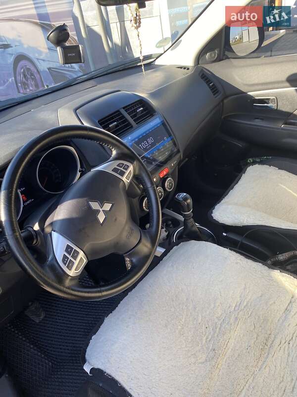 Позашляховик / Кросовер Mitsubishi ASX 2011 в Івано-Франківську