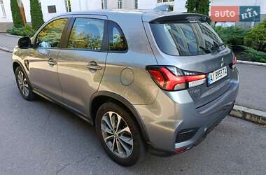 Внедорожник / Кроссовер Mitsubishi ASX 2021 в 