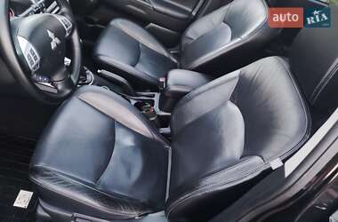 Внедорожник / Кроссовер Mitsubishi ASX 2011 в 
