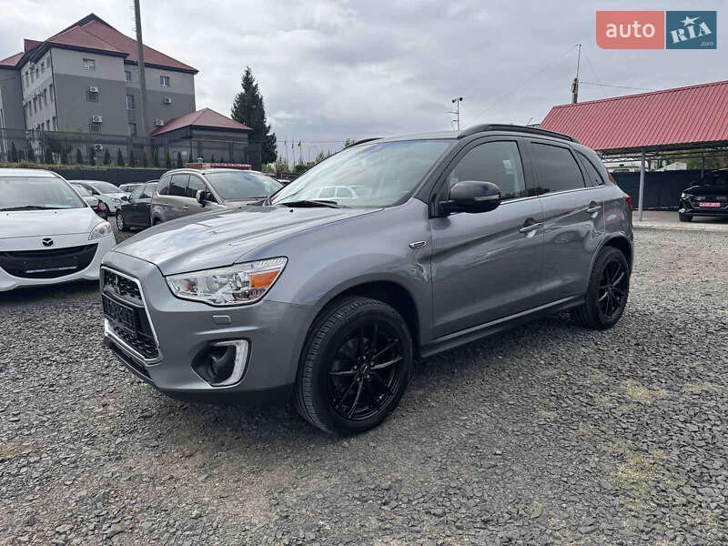 Внедорожник / Кроссовер Mitsubishi ASX 2015 в 
