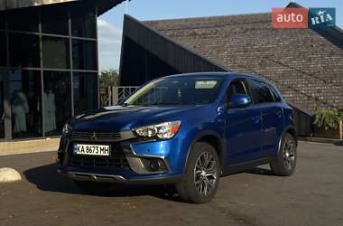 Внедорожник / Кроссовер Mitsubishi ASX 2016 в 