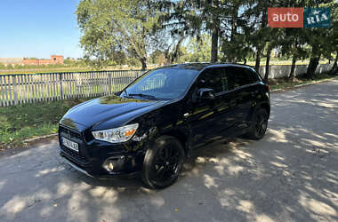 Внедорожник / Кроссовер Mitsubishi ASX 2015 в 