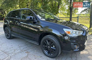 Внедорожник / Кроссовер Mitsubishi ASX 2015 в 