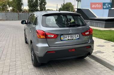 Внедорожник / Кроссовер Mitsubishi ASX 2012 в 