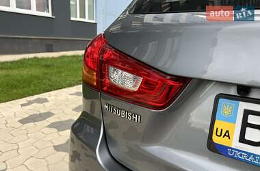 Внедорожник / Кроссовер Mitsubishi ASX 2012 в 