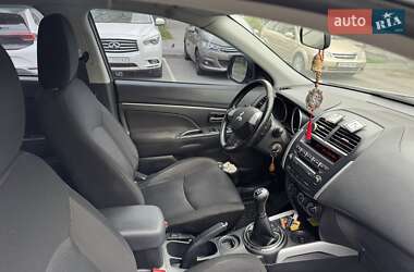 Внедорожник / Кроссовер Mitsubishi ASX 2011 в 