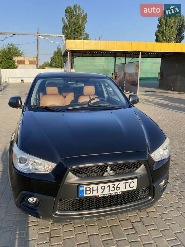 Mitsubishi ASX 2011