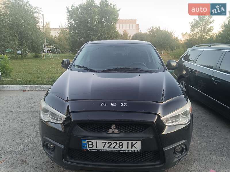 Внедорожник / Кроссовер Mitsubishi ASX 2010 в Пирятине