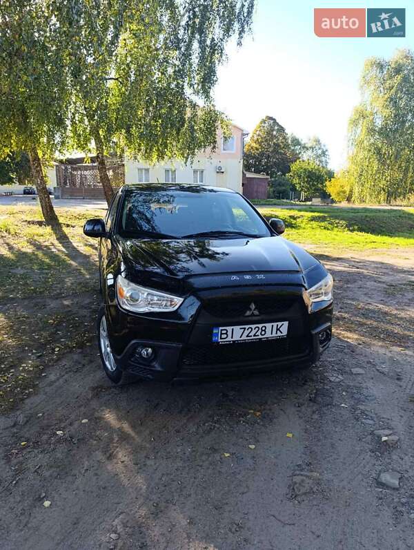 Внедорожник / Кроссовер Mitsubishi ASX 2010 в Пирятине