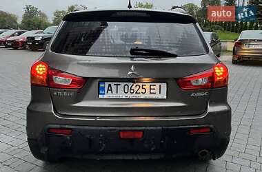 Внедорожник / Кроссовер Mitsubishi ASX 2011 в 