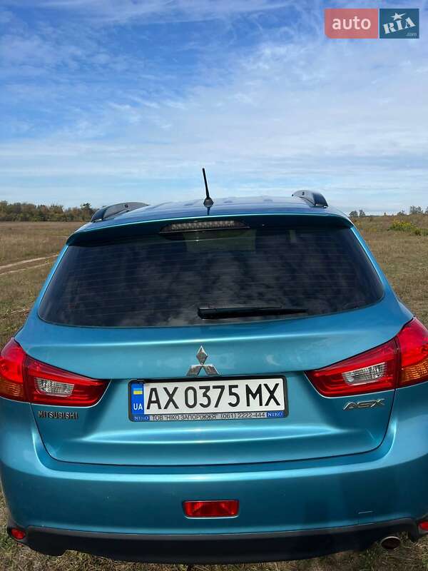 Внедорожник / Кроссовер Mitsubishi ASX 2013 в Харькове