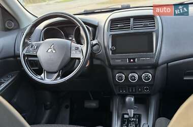 Внедорожник / Кроссовер Mitsubishi ASX 2018 в 