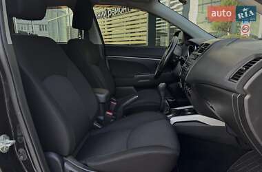 Внедорожник / Кроссовер Mitsubishi ASX 2012 в 