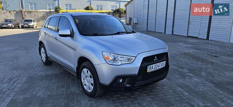 Внедорожник / Кроссовер Mitsubishi ASX 2011 в Черкассах