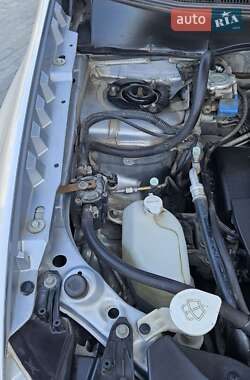 Внедорожник / Кроссовер Mitsubishi ASX 2011 в 