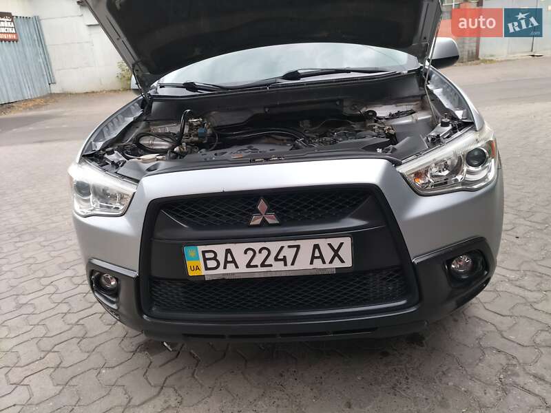 Внедорожник / Кроссовер Mitsubishi ASX 2011 в Черкассах