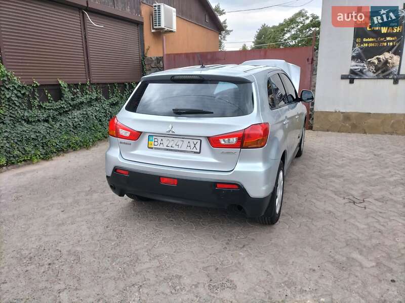 Внедорожник / Кроссовер Mitsubishi ASX 2011 в Черкассах