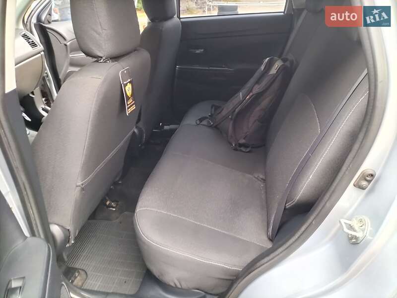 Внедорожник / Кроссовер Mitsubishi ASX 2011 в Черкассах