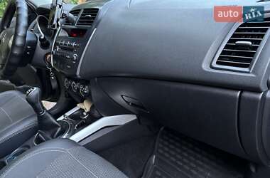 Внедорожник / Кроссовер Mitsubishi ASX 2010 в Ромнах
