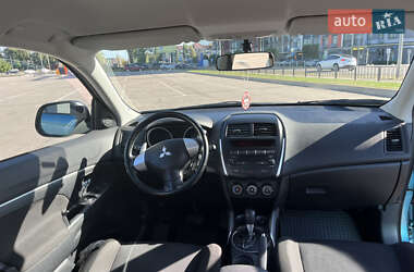 Внедорожник / Кроссовер Mitsubishi ASX 2011 в 