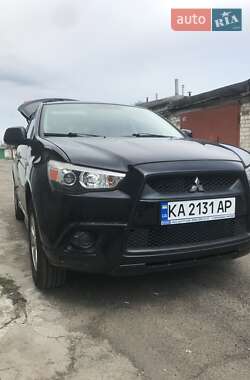 Внедорожник / Кроссовер Mitsubishi ASX 2010 в 