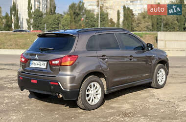 Внедорожник / Кроссовер Mitsubishi ASX 2010 в 