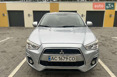 Внедорожник / Кроссовер Mitsubishi ASX 2014 в 
