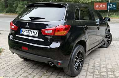 Внедорожник / Кроссовер Mitsubishi ASX 2014 в 