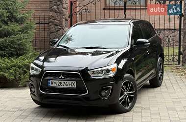 Внедорожник / Кроссовер Mitsubishi ASX 2014 в 
