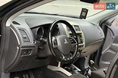 Внедорожник / Кроссовер Mitsubishi ASX 2014 в 