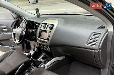 Внедорожник / Кроссовер Mitsubishi ASX 2014 в 