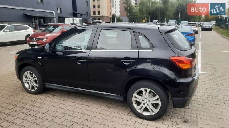 Внедорожник / Кроссовер Mitsubishi ASX 2010 в Киеве