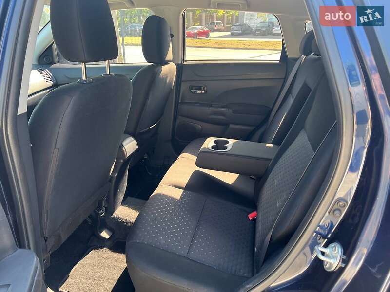 Внедорожник / Кроссовер Mitsubishi ASX 2012 в Черновцах