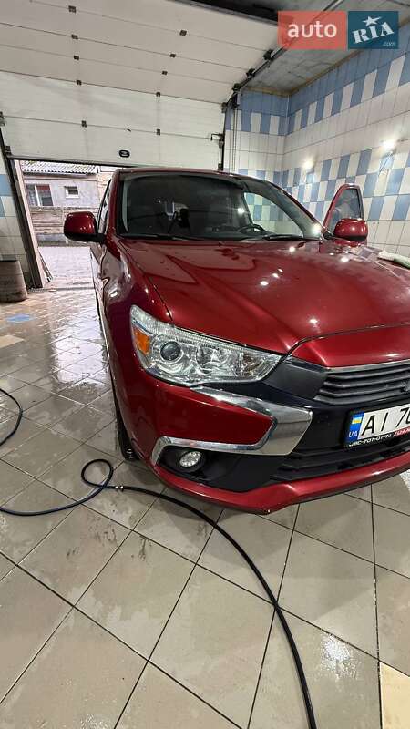 Внедорожник / Кроссовер Mitsubishi ASX 2013 в Ирпене