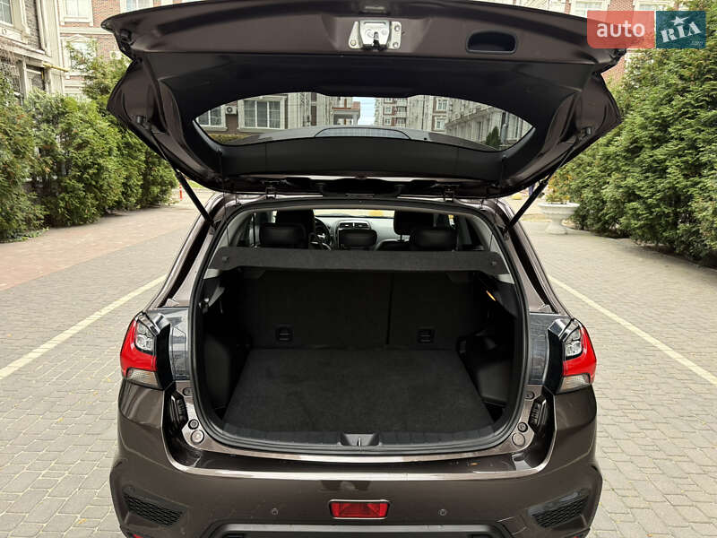 Внедорожник / Кроссовер Mitsubishi ASX 2020 в Киеве фото 14 Внедорожник / Кроссовер Mitsubishi ASX 2020 в Киеве