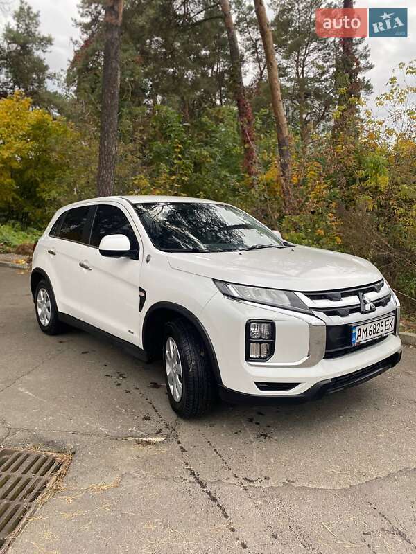 Позашляховик / Кросовер Mitsubishi ASX 2020 в Житомирі