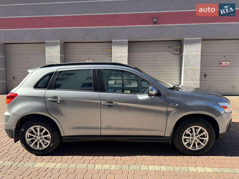 Внедорожник / Кроссовер Mitsubishi ASX 2010 в Ивано-Франковске фото 7 Внедорожник / Кроссовер Mitsubishi ASX 2010 в Ивано-Франковске