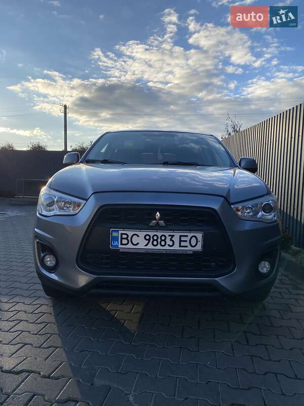 Внедорожник / Кроссовер Mitsubishi ASX 2015 в Шептицькому