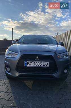 Внедорожник / Кроссовер Mitsubishi ASX 2015 в 