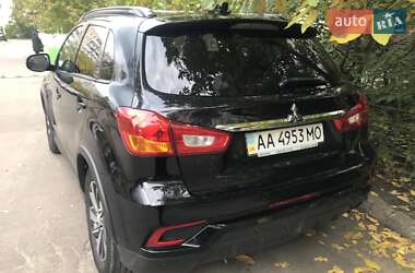 Внедорожник / Кроссовер Mitsubishi ASX 2019 в 